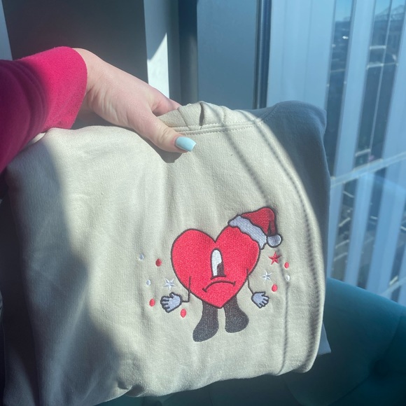 Bad Bunny Un Verano Sin Ti Christmas hoodie - Picture 4 of 4